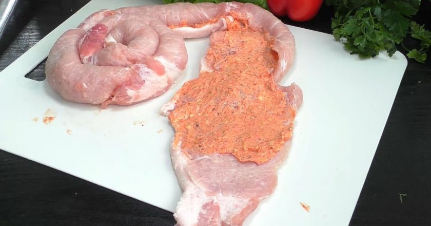 Recept: Mäsový slimák so syrovou náplňou. Skvelé jedlo bez kopy riadu